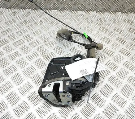 Lexus RX 450H Rear door lock 6906048080