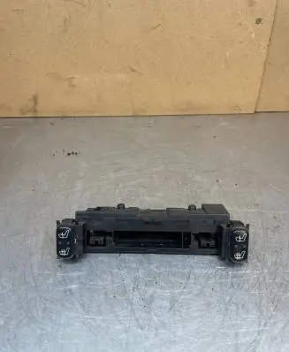 Mercedes-Benz E W211 Seat heating switch 2108200151 6791305