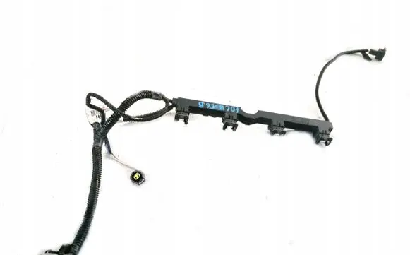Ford Focus EUR ISO radio connector 9H589