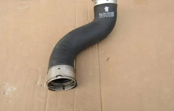 Mercedes-Benz C W204 Intercooler hose/pipe A2045286682