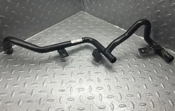 Volkswagen Jetta VI Engine coolant pipe/hose 04L121065CK