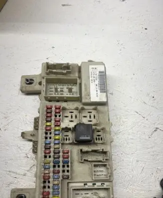 Ford Focus Fuse module 97RA012018 30S519098602 A000280