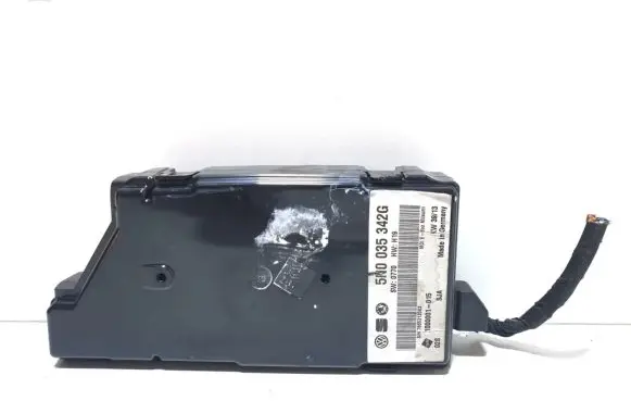 Volkswagen PASSAT B7 Head unit multimedia control 