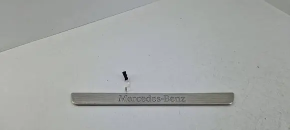 Mercedes-Benz ML W166 Front sill trim cover A1666801335 A1666802235