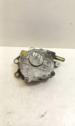 Mercedes-Benz E W211 Vacuum pump A6422300165 6422300165
