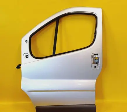 Opel Vivaro Front door 