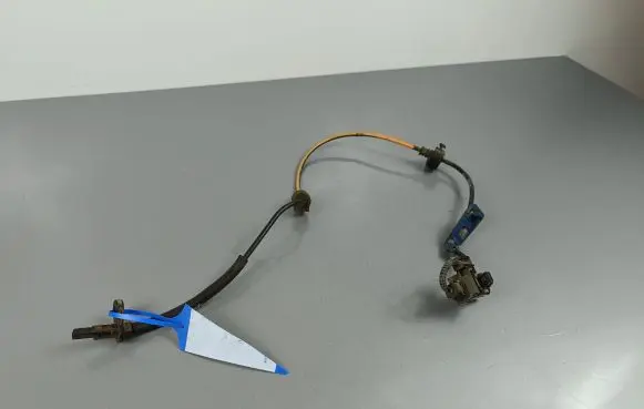 Honda CR-V ABS brake wheel speed sensor 57455T18