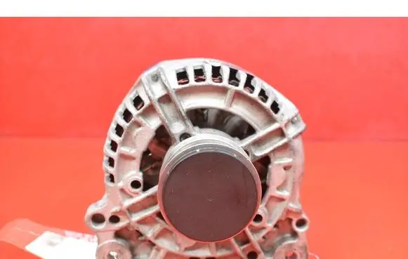 Skoda Octavia Mk2 (1Z) Generator/alternator CAL15259AS