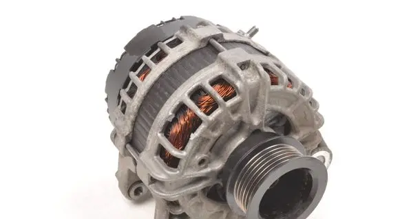 Volvo V40 Generator/alternator 30659580