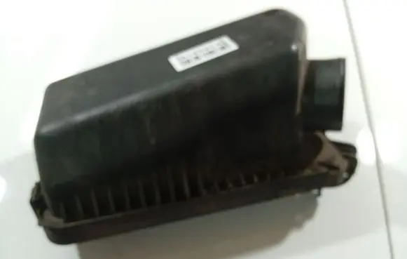 Air filter box