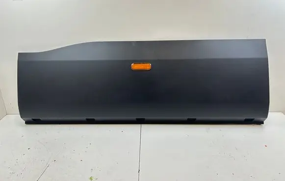 Iveco Daily 6th gen Sliding door trim (molding) 5801811493