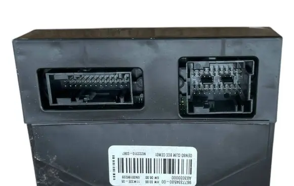 Citroen C4 I Picasso Air conditioning/heating control unit 9677334580 A83033000 M2223100387