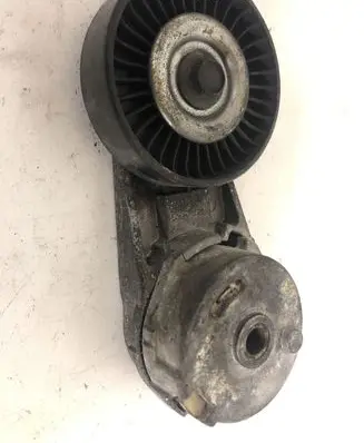Opel Vectra C Alternator belt tensioner 