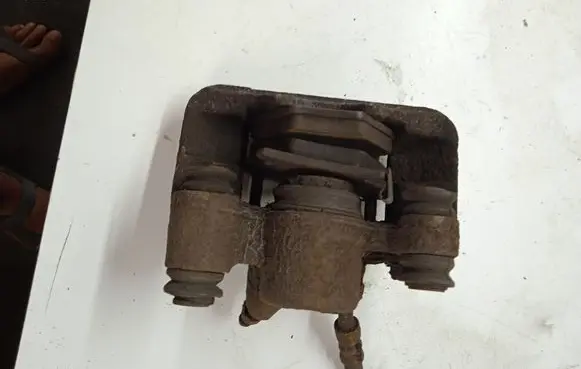 Toyota Prius (XW20) Rear brake caliper PRIUS20032008M