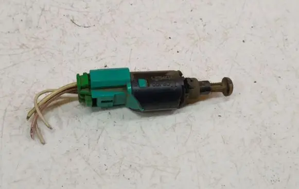 Peugeot 407 Brake pedal sensor switch 9650688480