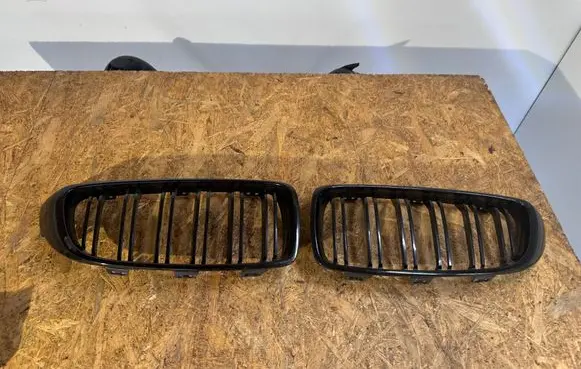 BMW 4 F36 Gran coupe Front bumper lower grill