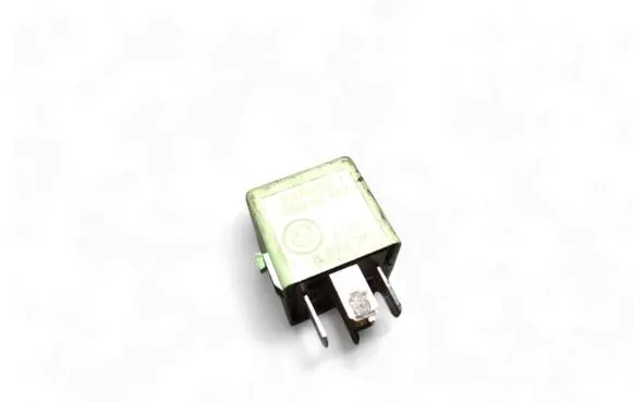 BMW 8 E31 Other relay 61368373700 8373700