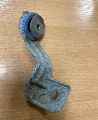 Peugeot Rifter Radiator mount bracket