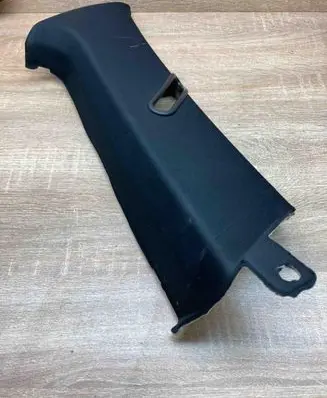 (C) pillar trim