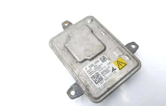 BMW 3 F30 F35 F31 Headlight ballast module Xenon 7296090 10EEG111308 130732931700