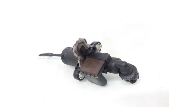 Audi A1 Clutch master cylinder 1K0927810E