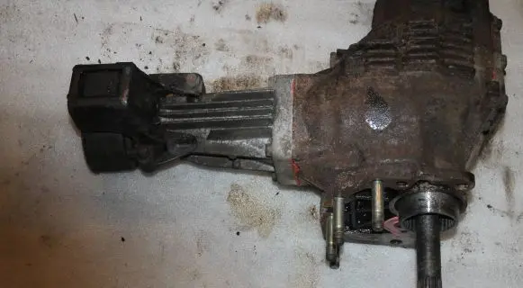 Toyota RAV 4 (XA20) Front differential tMC030513619