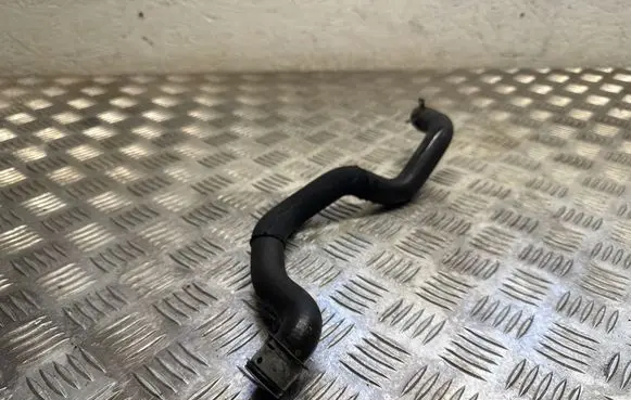Mercedes-Benz C W204 Engine coolant pipe/hose A2045017182