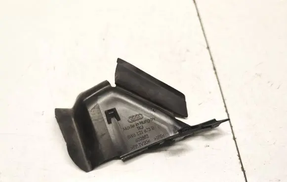 Audi A5 Intercooler air guide/duct channel 8W6121673B 602802
