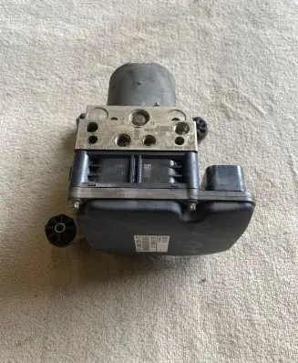 BMW 5 F10 F11 ABS Pump 6799517 6799515