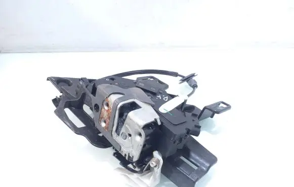 Ford Fiesta Front door lock AM5AU21813DF 8A61A21979AE