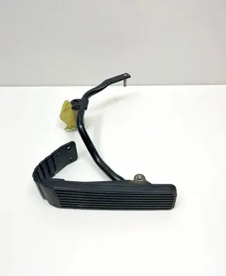Mercedes-Benz SL R129 Accelerator throttle pedal A1293010282 1293010282
