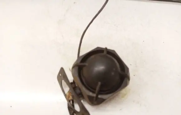 Volkswagen PASSAT B4 Alarm system siren 