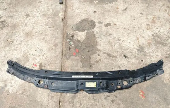 Land Rover Range Rover L322 Top upper radiator support slam panel 7H42297A12CA 7H42297A12