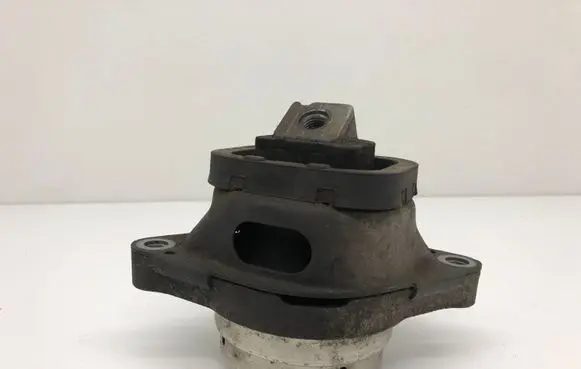 Land Rover Range Rover L322 Engine mount bracket 7H426A002AC