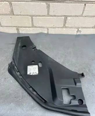 Volvo S90, V90 Top upper radiator support slam panel 31386869