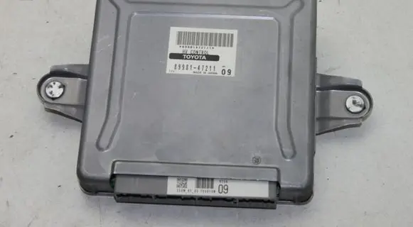 Toyota Prius (XW20) Engine control unit/module 8998147211