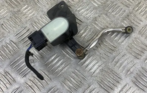 Jeep Grand Cherokee Air suspension front height level sensor 68164093AB