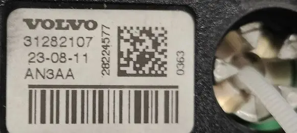 Volvo V60 Aerial antenna amplifier 31282107 28224577