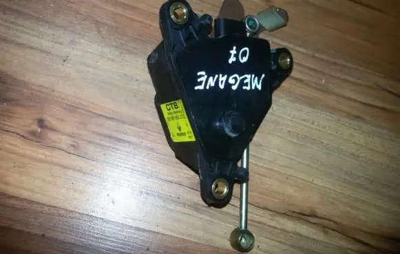 Renault Megane II Accelerator throttle pedal 8200153272