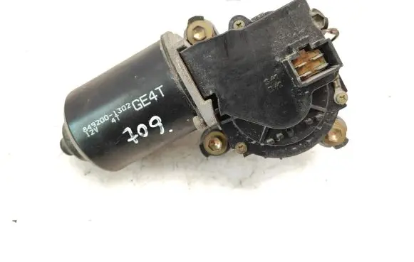 Mazda 626 Wiper motor 8492001302 GE4T