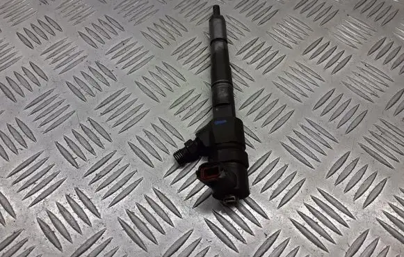 Opel Signum Fuel injectors set 0445110243