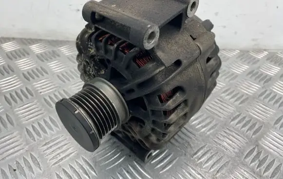Mercedes-Benz C W204 Generator/alternator A0009063000 2608896A 310091479