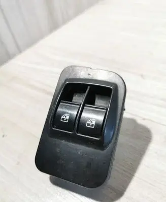 Peugeot Bipper Electric window control switch MGA31179