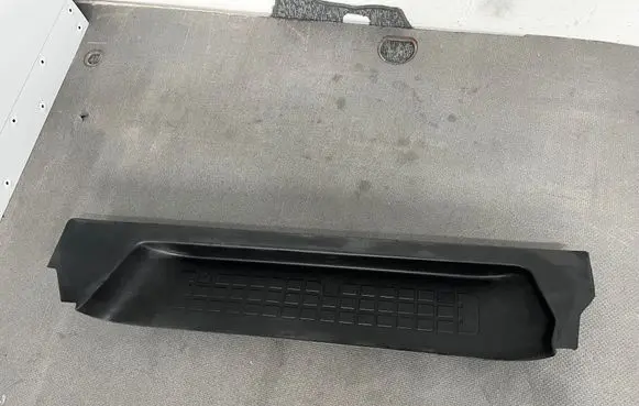 Peugeot Expert Rear sill trim cover 9808681377 ABW012L3 84515N01