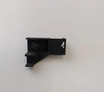 Mini Cooper Countryman R60 Radiator mount bracket 2751342