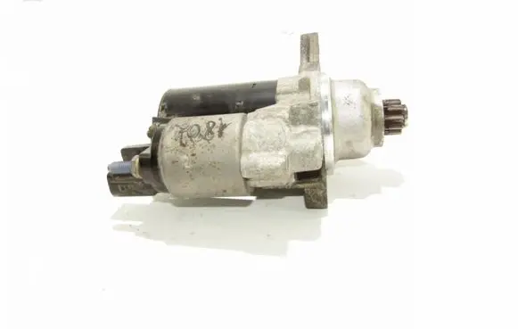 Volkswagen PASSAT B6 Starter motor 0001120410
