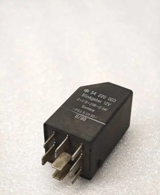 BMW 5 E34 Other relay 54220003