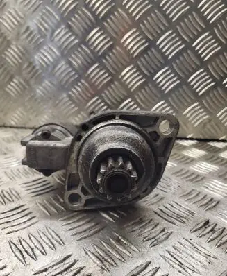 Volkswagen PASSAT B6 Starter motor 02M911023N