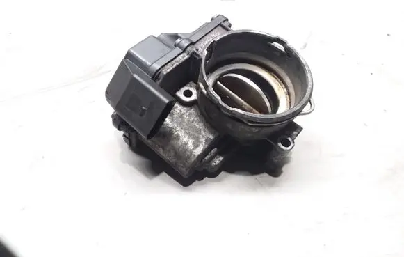 Volkswagen Caddy Throttle valve 03G128063G