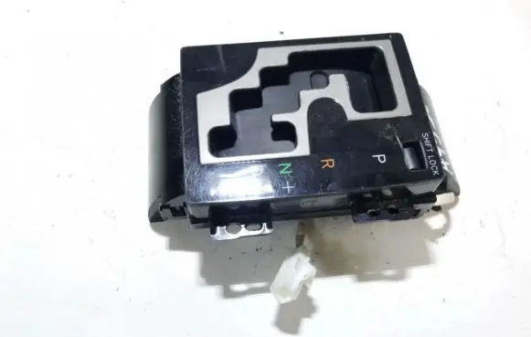 Lexus GS 300 350 430 450H Gear shifter surround trim plastic